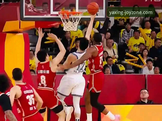 亚星娱乐官网登录入口 山西97-94险胜青岛vs亚星娱乐APP直播体验:哪个更值得关注?